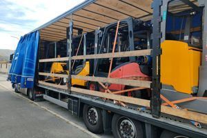 Nov&yacute; pr&iacute;jem použit&yacute;ch voz&iacute;kov Jungheinrich a Linde do skladu v Nemecku &mdash; novinky Booster Lift
