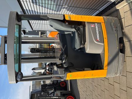 Použit&aacute; manipulačn&aacute; technika Jungheinrich ETV 216 &mdash; Booster Lift