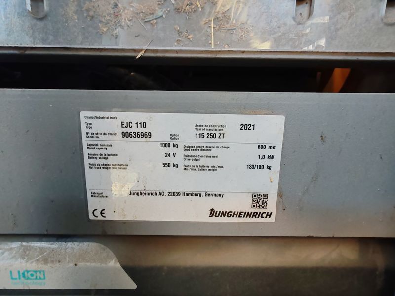 Použit&aacute; manipulačn&aacute; technika Jungheinrich EJC 110 li-ion 2.5m/ 1544mh/ 2021y &mdash; Booster Lift