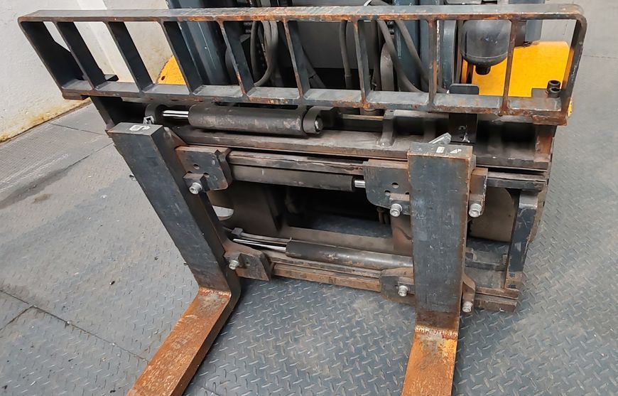 Použit&aacute; manipulačn&aacute; technika Jungheinrich DFG430s /5828mh/ 4.3m/ 2014y &mdash; Booster Lift