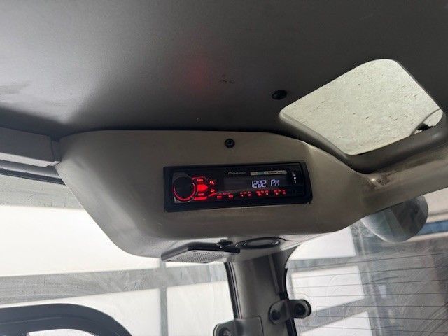 Used material handling equipment Still RX60-30L &mdash; Booster Lift