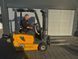 Detailn&aacute; fotografia Jungheinrich EFG 215 &mdash; Booster Lift
