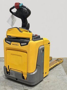 Used material handling equipment Jungheinrich ERE 120 LI ION 2t / 2020y/ 3507h &mdash; Booster Lift