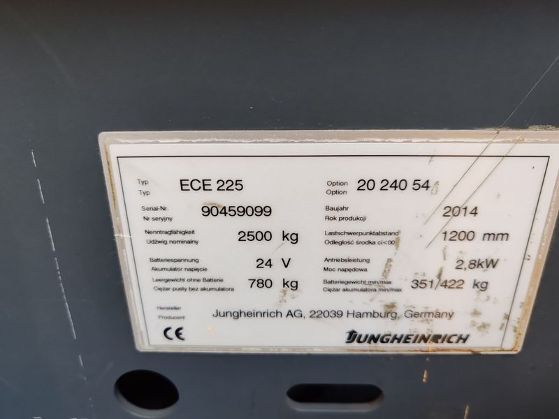 Použit&aacute; manipulačn&aacute; technika Jungheinrich ECE225 2400mm, DEFECT &mdash; Booster Lift