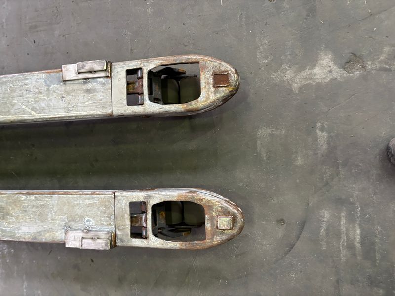 Used material handling equipment Still EXH 30 Lithium &mdash; Booster Lift