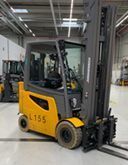 Použit&aacute; manipulačn&aacute; technika Jungheinrich EFG 425KS &mdash; Booster Lift