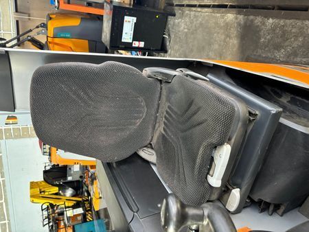 Used material handling equipment Still FM-X14 &mdash; Booster Lift