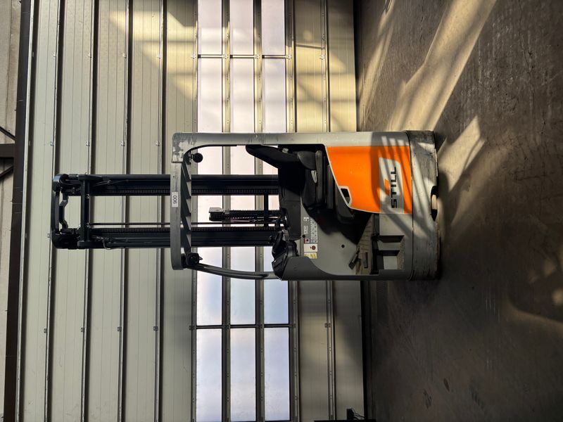 Used material handling equipment Still FM-X14 &mdash; Booster Lift
