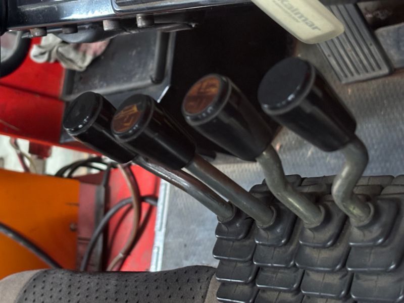 Použit&aacute; manipulačn&aacute; technika Kalmar EC5-600 / 5t &mdash; Booster Lift