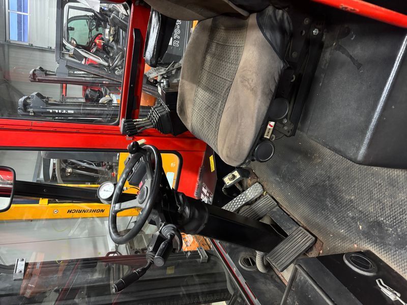 Použit&aacute; manipulačn&aacute; technika Kalmar EC5-600 / 5t &mdash; Booster Lift