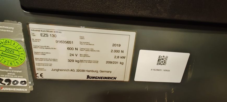 Použit&aacute; manipulačn&aacute; technika Jungheinrich EZS130 &mdash; Booster Lift