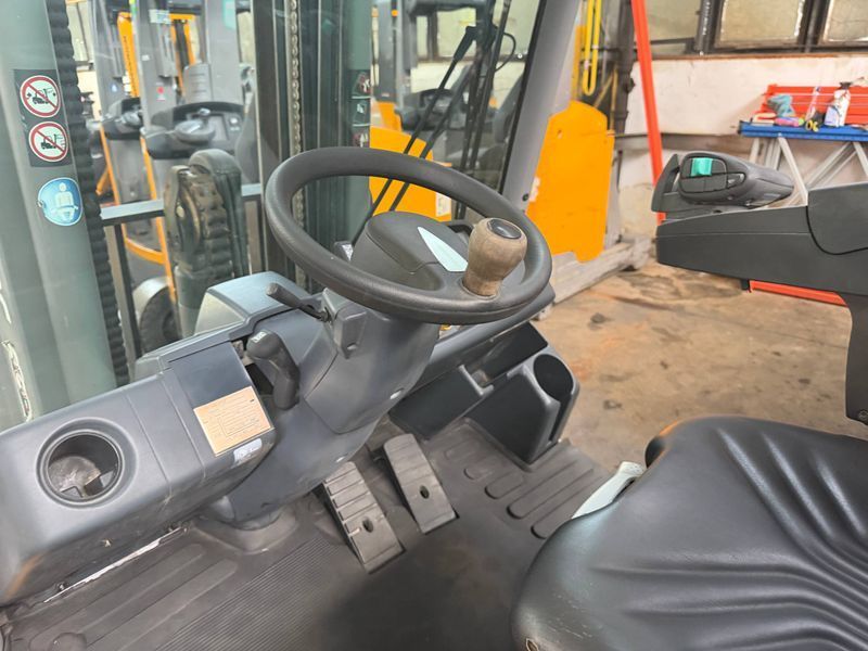 Použit&aacute; manipulačn&aacute; technika Jungheinrich TFG 430s 4.7m / 3096mh/ 2016y &mdash; Booster Lift