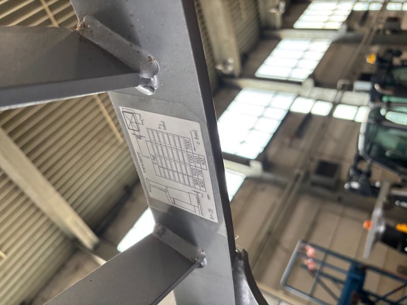 Použit&aacute; manipulačn&aacute; technika Still FM-X12 &mdash; Booster Lift