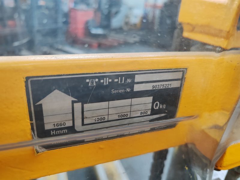 Použit&aacute; manipulačn&aacute; technika Jungheinrich ERD 120 defect &mdash; Booster Lift