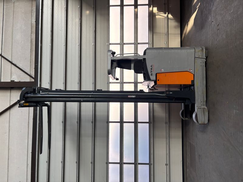 Použit&aacute; manipulačn&aacute; technika Still FM-X14 &mdash; Booster Lift