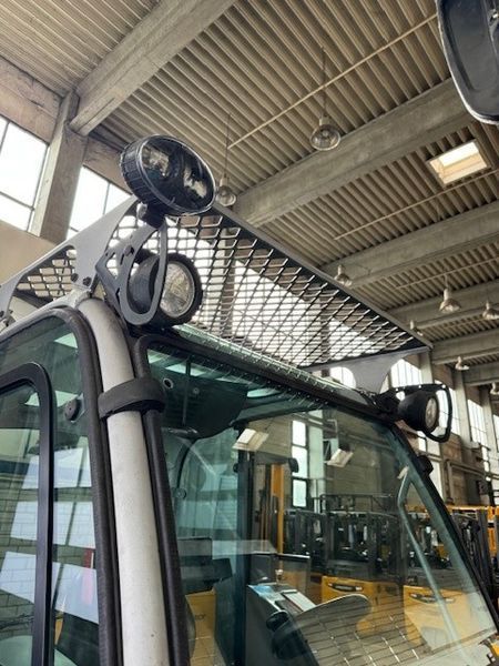 Použit&aacute; manipulačn&aacute; technika Still RX 60-40 &mdash; Booster Lift