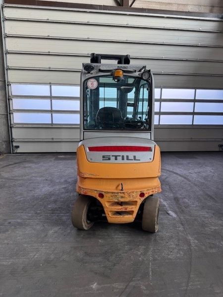 Použit&aacute; manipulačn&aacute; technika Still RX 60-40 &mdash; Booster Lift