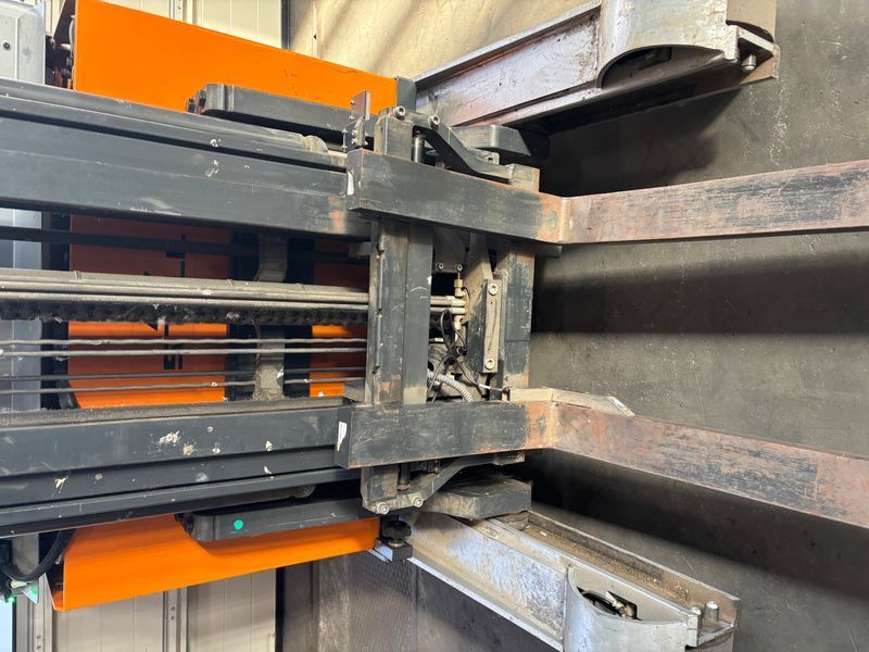 Used material handling equipment Still FM-X17 &mdash; Booster Lift