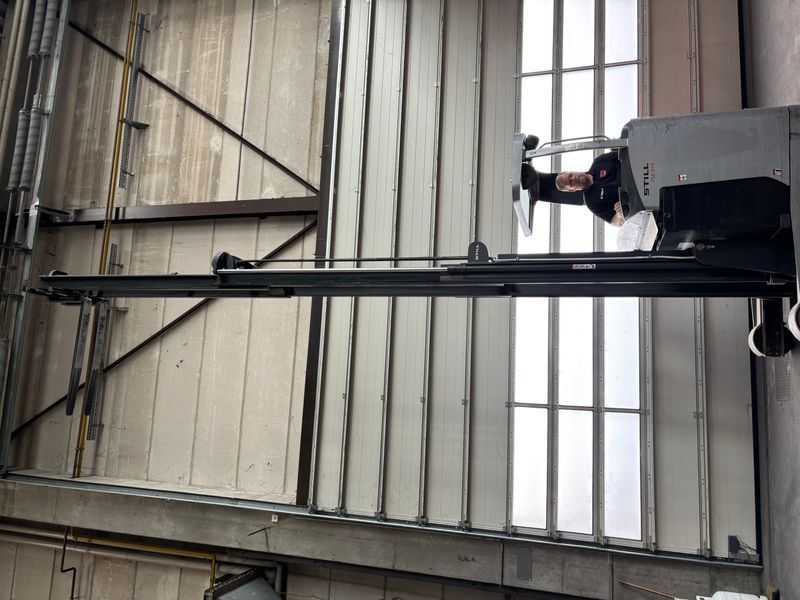 Použit&aacute; manipulačn&aacute; technika Still FM-X14 &mdash; Booster Lift