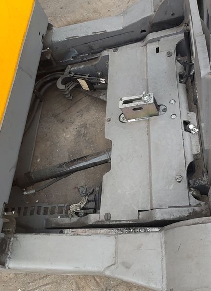 Použit&aacute; manipulačn&aacute; technika Jungheinrich ETV C16 / 2018y/ 6586mh/ 6.2m &mdash; Booster Lift