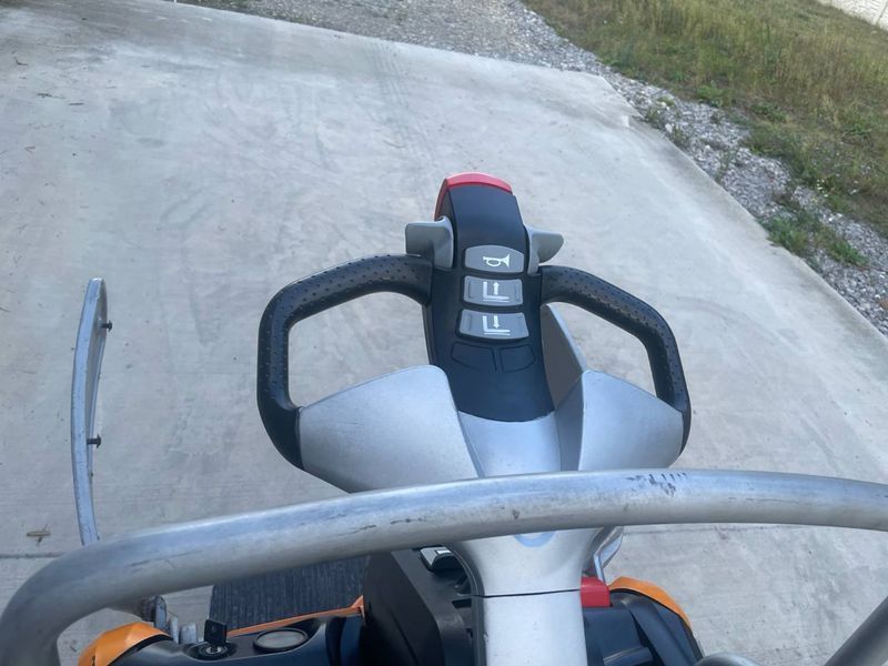 Used material handling equipment Still EXU SF-20 &mdash; Booster Lift
