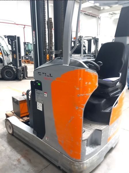 Použit&aacute; manipulačn&aacute; technika Still FM-X 14 &mdash; Booster Lift