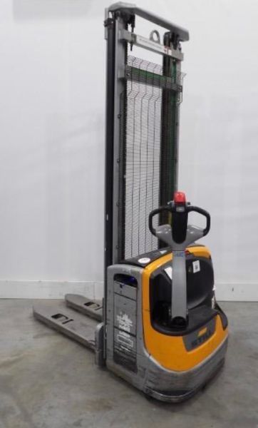 Used material handling equipment Still EXV14C &mdash; Booster Lift