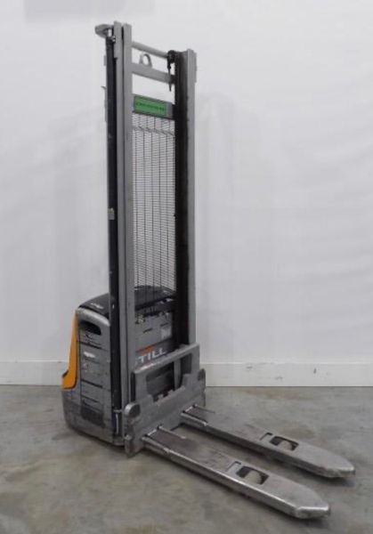 Used material handling equipment Still EXV14C &mdash; Booster Lift