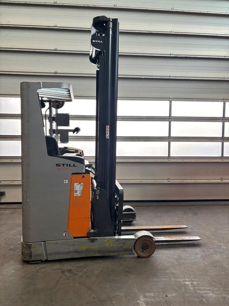 Použit&aacute; manipulačn&aacute; technika Still FM-X 14 &mdash; Booster Lift