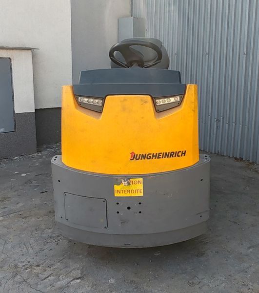 Used material handling equipment Jungheinrich EZS 590/ 347h/ 9t &mdash; Booster Lift