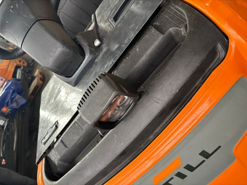 Použit&aacute; manipulačn&aacute; technika Still LTX50 LIION &mdash; Booster Lift
