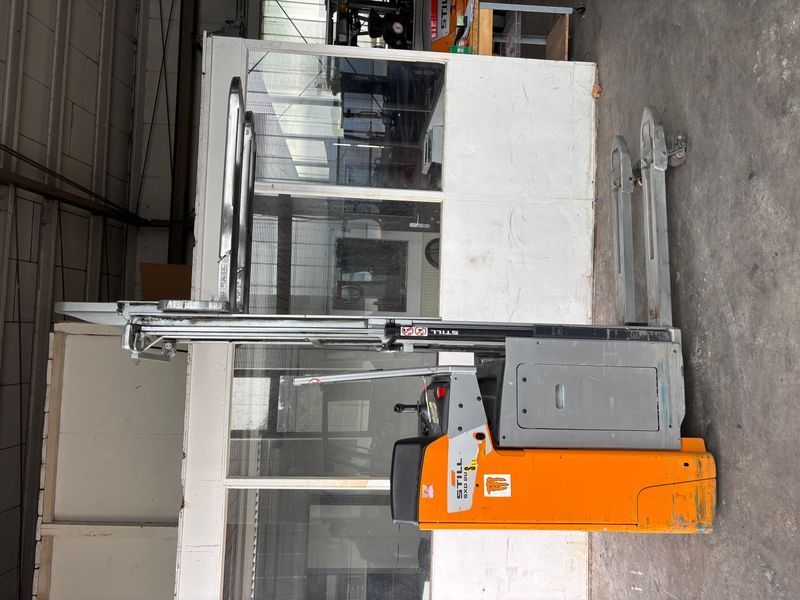 Použit&aacute; manipulačn&aacute; technika Still SXD20 &mdash; Booster Lift