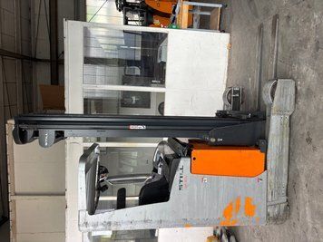 Použit&aacute; manipulačn&aacute; technika Still FM-X 10 &mdash; Booster Lift