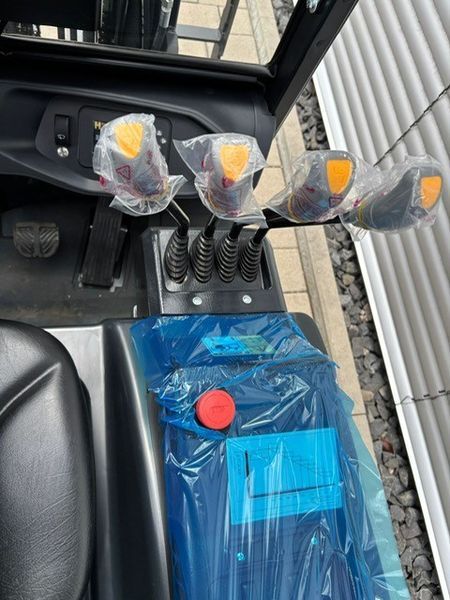 Použit&aacute; manipulačn&aacute; technika Bobcat B16NT Li-Ion Neuger&auml;t!!! &mdash; Booster Lift