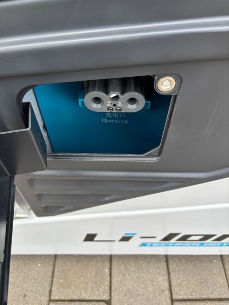 Použit&aacute; manipulačn&aacute; technika Bobcat B16NT Li-Ion Neuger&auml;t!!! &mdash; Booster Lift