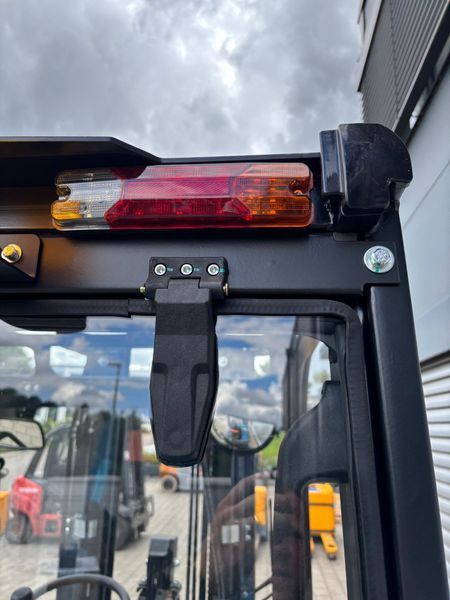 Použit&aacute; manipulačn&aacute; technika Bobcat B16NT Li-Ion Neuger&auml;t!!! &mdash; Booster Lift