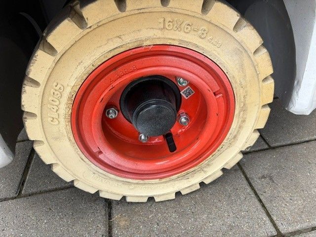 Použit&aacute; manipulačn&aacute; technika Bobcat B16NT Li-Ion Neuger&auml;t!!! &mdash; Booster Lift