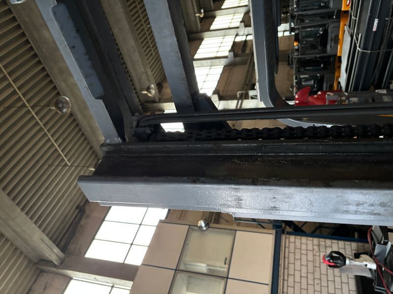 Použit&aacute; manipulačn&aacute; technika Still R50-15 &mdash; Booster Lift