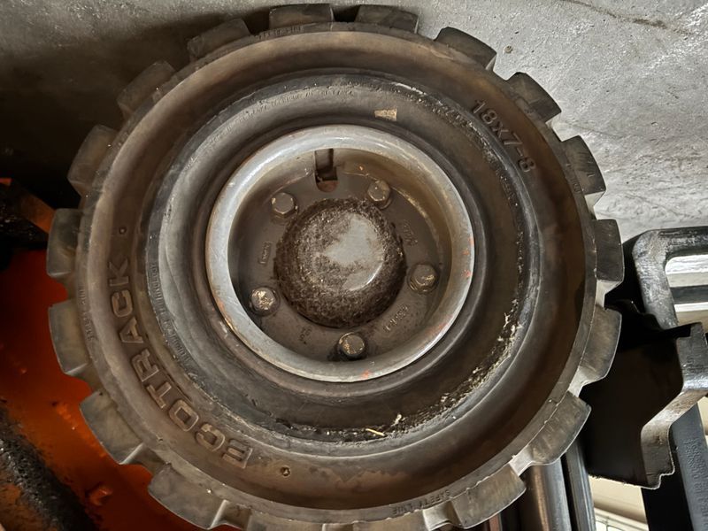 Použit&aacute; manipulačn&aacute; technika Still R50-15 &mdash; Booster Lift