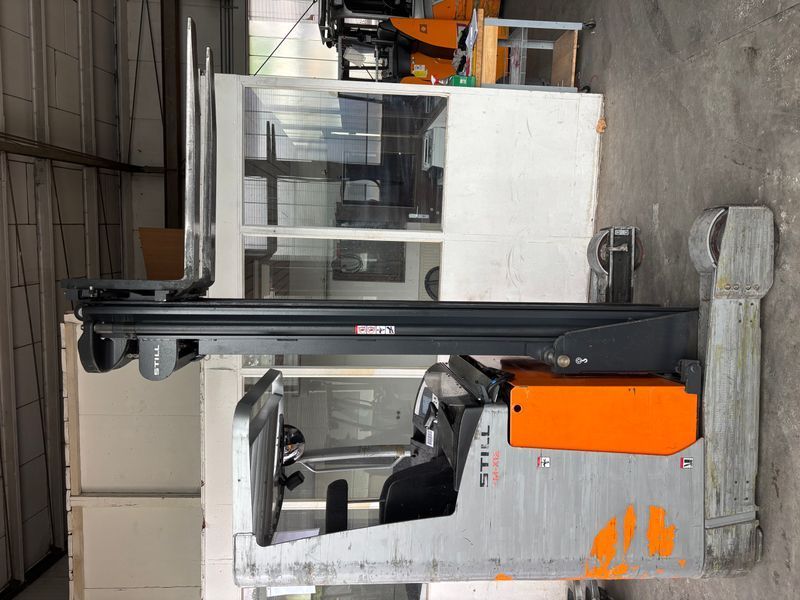 Použit&aacute; manipulačn&aacute; technika Still FM-X 10 &mdash; Booster Lift