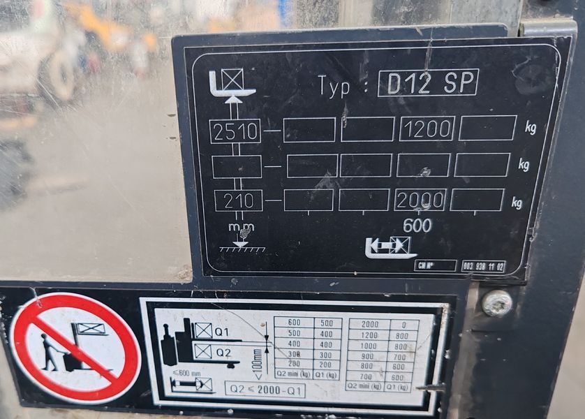 Použit&aacute; manipulačn&aacute; technika Linde L12 defect &mdash; Booster Lift