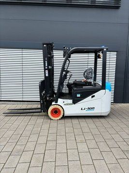 Použit&aacute; manipulačn&aacute; technika Bobcat B20NT Li-Ion Neuger&auml;t!!! &mdash; Booster Lift