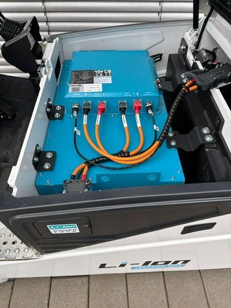 Použit&aacute; manipulačn&aacute; technika Bobcat B20NT Li-Ion Neuger&auml;t!!! &mdash; Booster Lift