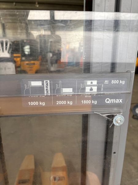 Použit&aacute; manipulačn&aacute; technika Jungheinrich EJD 118 &mdash; Booster Lift