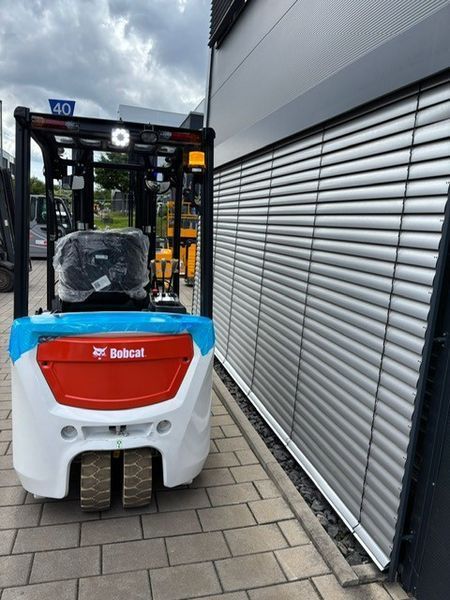 Použit&aacute; manipulačn&aacute; technika Bobcat B20NT Li-Ion Neuger&auml;t!!! &mdash; Booster Lift