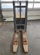 Detailn&aacute; fotografia Jungheinrich EJD 118 &mdash; Booster Lift