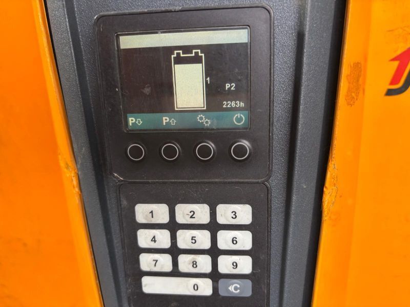 Použit&aacute; manipulačn&aacute; technika Jungheinrich EJD 118 &mdash; Booster Lift