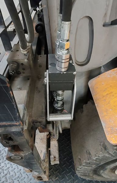 Použit&aacute; manipulačn&aacute; technika Jungheinrich TFG435s &mdash; Booster Lift