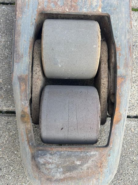 Used material handling equipment Jungheinrich ERD 220 --> Batterie aus 2019! &mdash; Booster Lift
