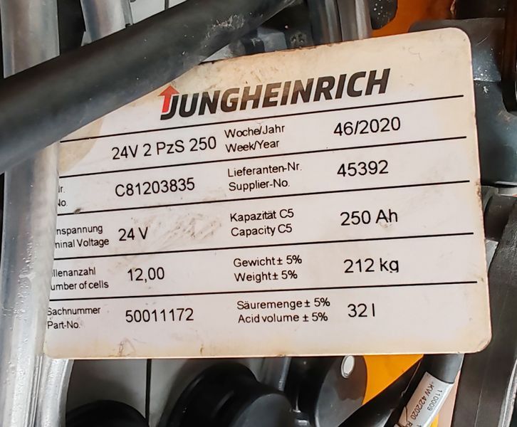 Used material handling equipment Jungheinrich EJE 116 1.6t/ 719h/ 250ah &mdash; Booster Lift